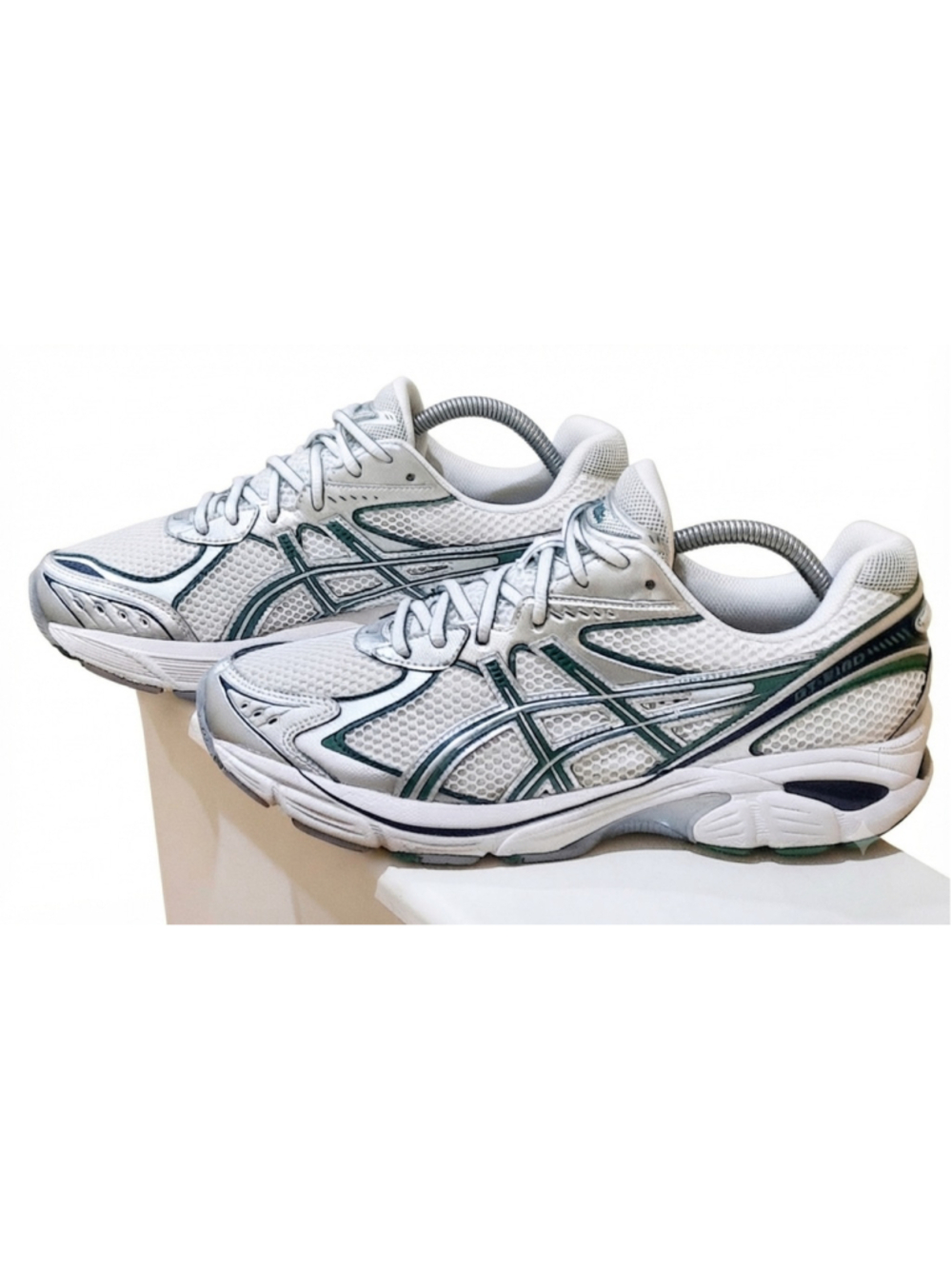 ASICS GT-2160 White Shamrock Green 1203A275-103 Size 9.5